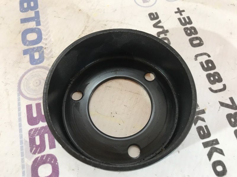 Шкив помпы Ford Escape