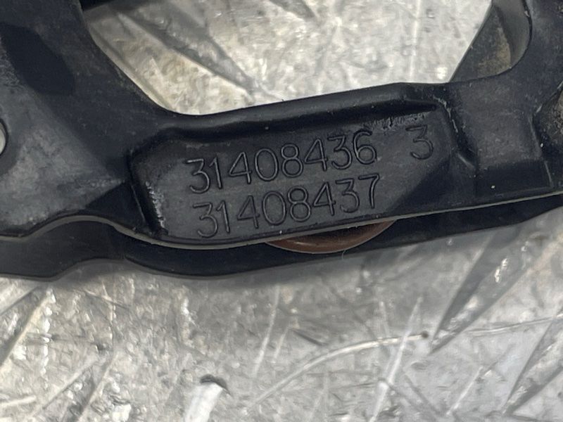 Ручка двери с бесключевым доступом внешняя 40013440 Volvo XC90