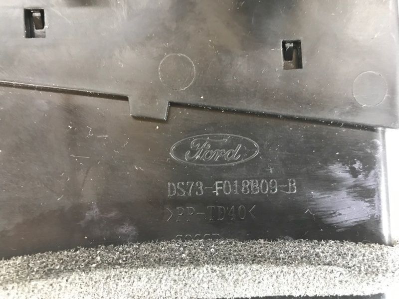 Дефлектор воздуховода DS73F018B09B Ford Edge