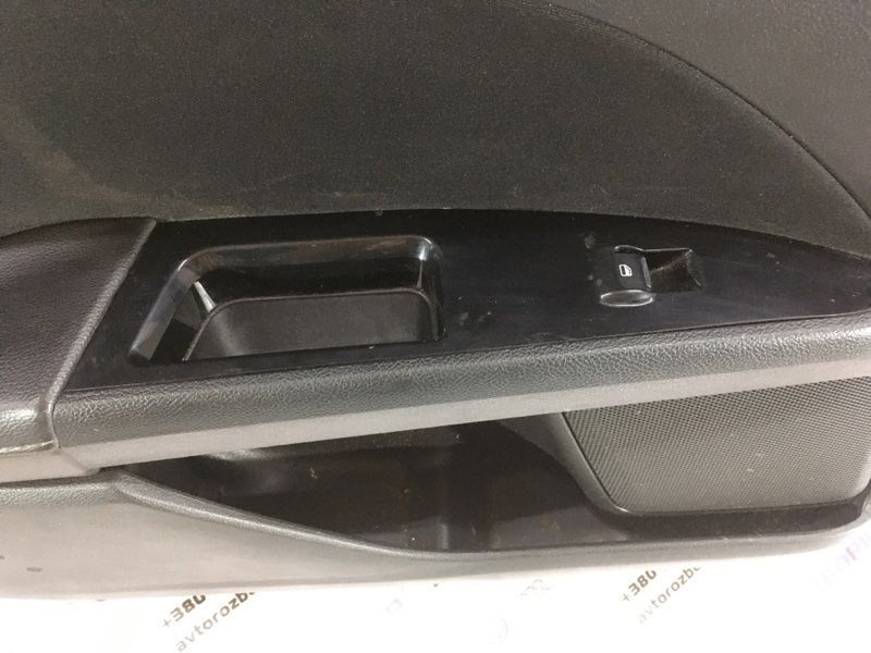 Обшивка дверей DS73F27659 Ford Fusion
