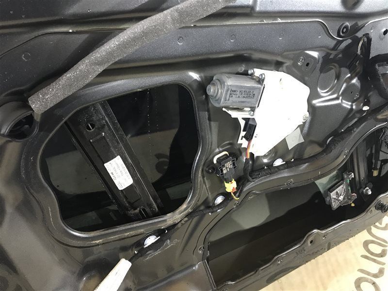Двері 4G8831051A Audi A7