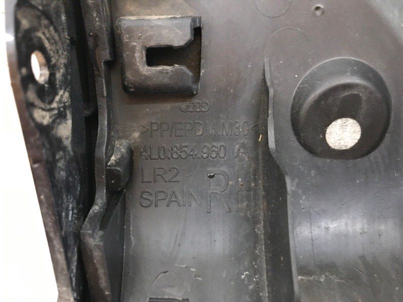 Накладка крыла 4L0854960A Audi Q7
