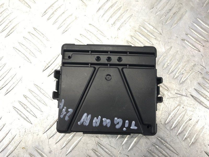 Диагностический интерфейс для шины данных (Gateway) 5Q0907530AG Volkswagen Tiguan