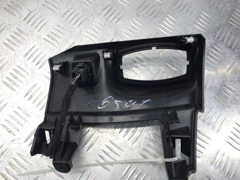 Накладка ES7Z5404459AB Ford Fusion