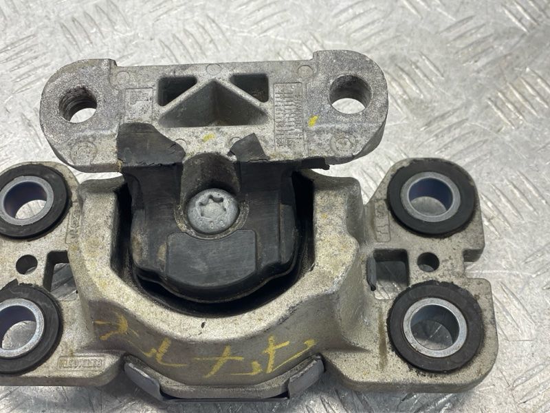 Подушка двигуна ліва 31316877 Volvo XC60 Volvo XC60