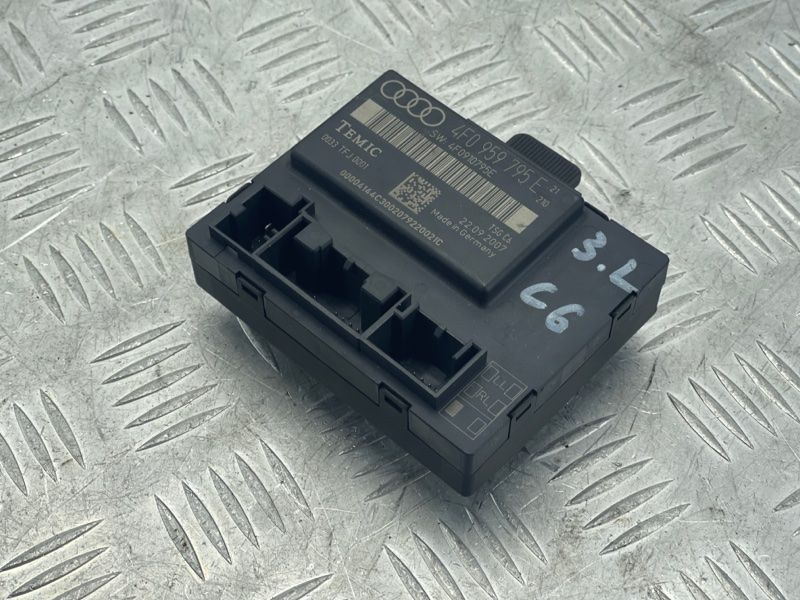 Блок управления двери 4F0959795E Audi A6