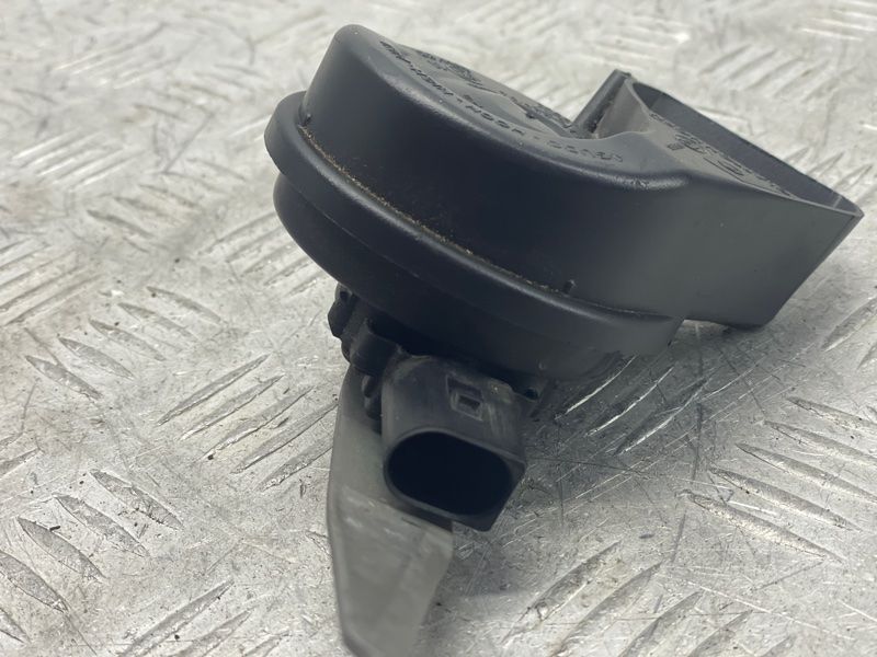 Звуковий сигнал високий 7P6951223A Volkswagen Touareg