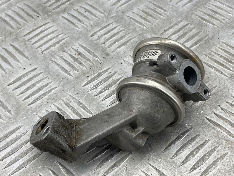 Комбінований клапан 06E131102A Audi A6