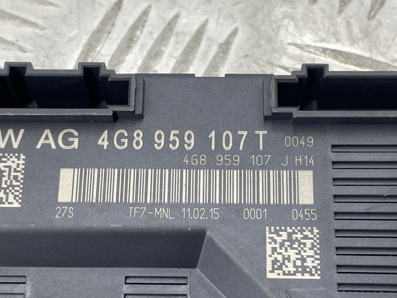Блок керування кришкою багажника 4G8959107T Audi A7