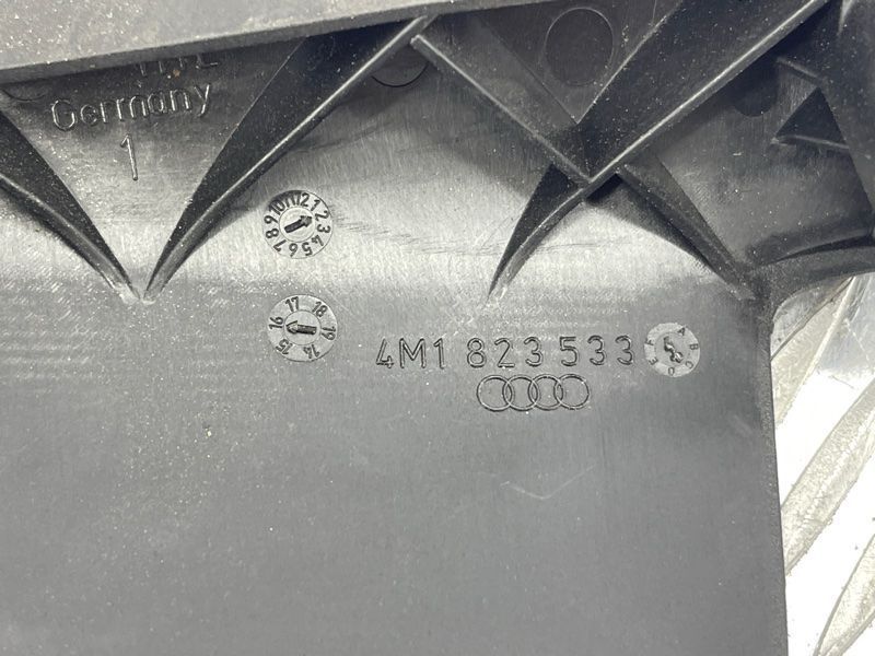 Ручка открывания капота 4M1823533C4PK Audi Q7