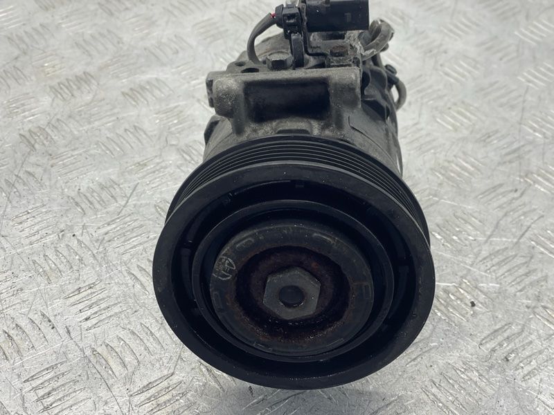 Компрессор кондиционера 8T0260805G Audi Q5