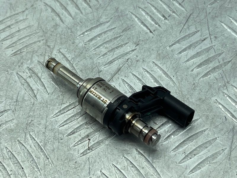 Паливна форсунка 04E906036AL Volkswagen Jetta