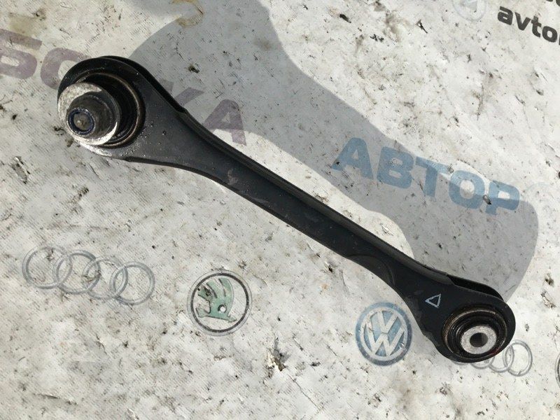 Рычаг задней подвески нижний левый/правый 8K0501529L Audi A7 Audi A4, Audi A4 Allroad, Audi A5, Audi A6, Audi A7, Audi A8, Audi Q5, Audi RS7, Audi S4, Audi S5, Audi S6, Audi S7, Audi S8, Audi SQ5, Porsche Macan