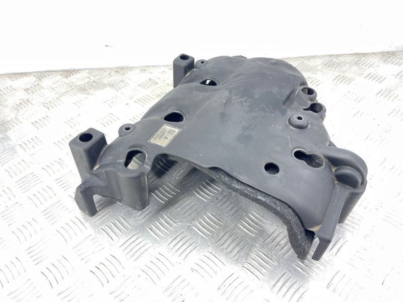 Кришка впускного колектора 12680067 Chevrolet Colorado