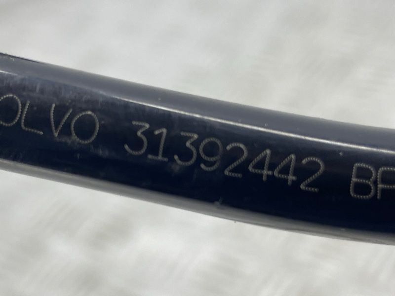 Трубка паливна 31392442 Volvo XC90