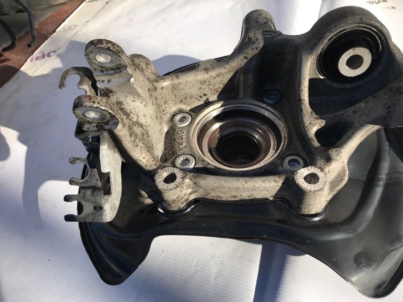 Поворотний кулак задній правий 4M0505432AF Audi Q7 Audi Q7, Audi Q8, Audi RS Q8, Audi SQ7, Audi SQ8