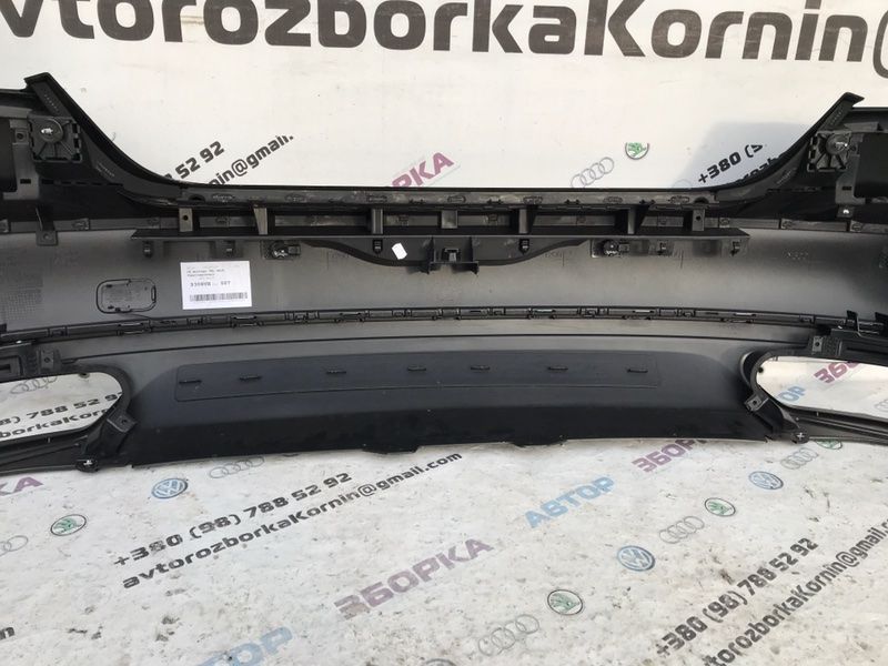 Бампер 4H0807067EGRU Audi A8