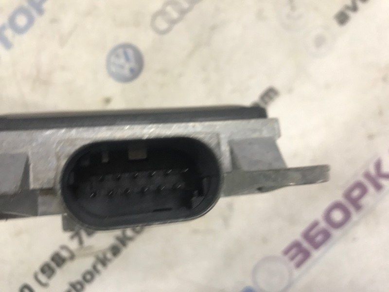 Датчик сліпої зони / блок керування асистента зміни смуги руху 4G0907568D Audi A6