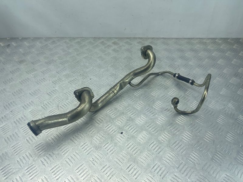 Патрубок 30713305 Volvo XC60