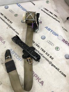 Ремінь безпеки 4L0827300B Audi Q7
