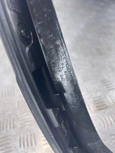 Розширювач / накладка арки крила 7P6854819B Volkswagen Touareg
