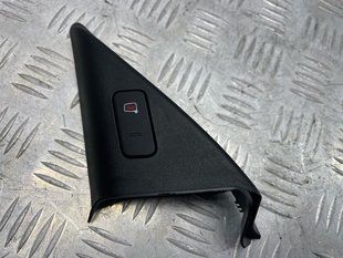 Кутова накладка дзеркала дверей внутрішня 4G0857505A Audi A6