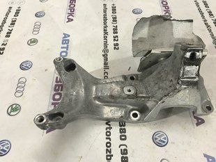 Опора / кронштейн двигуна 4G0199307H Audi A6