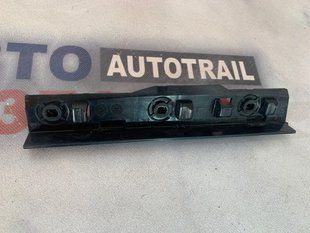 Направляюча заднього бампера 4G8807889 Audi A7