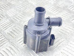 Додатковий насос охолоджуючої рідини 06H121601N Audi A4 Audi A7 Sportback, Audi Q5 PHEV, Audi S7 Sportback, Audi A4, Audi A4 Allroad, Audi A5, Audi A5 Sportback, Audi A6, Audi A6 Allroad, Audi A7, Audi A8, Audi Q5, Audi Q5 Sportback, Audi Q7, Audi R8, Audi S4, Audi S5, Audi S5 Sportback, Audi S6, Audi SQ5, Audi SQ5 Sportback