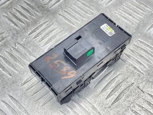 Блок кнопок склопідйомників дверей 4M0959851B Audi Q7