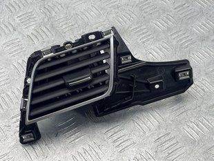Дефлектор повітропроводу 4H1820901C Audi A8