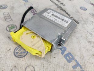 Блок управления подушками безопасности / SRS 4H0907637L Audi A8