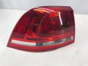 Стоп / ліхтар зовнішній 7P6945095E Volkswagen Touareg