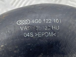 Шланг ОЖ с быстроразъемной муфтой 4G0122101 Audi A6