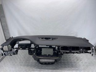 Торпедо з подушкою безпеки Audi Q7