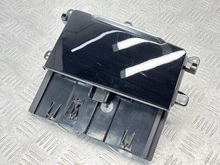 Попільничка Audi Q7
