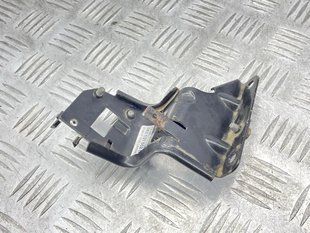 Кронштейн 1K0131552N Volkswagen CC
