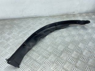 Накладка крыла 4k0820582 Audi A6
