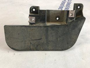 Брызговик 4L0854816 Audi Q7