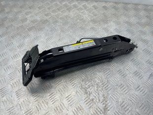 Домкрат 8R0011031 Audi Q5