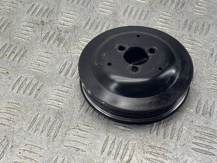 Шків помпи 06E121031C Volkswagen Touareg