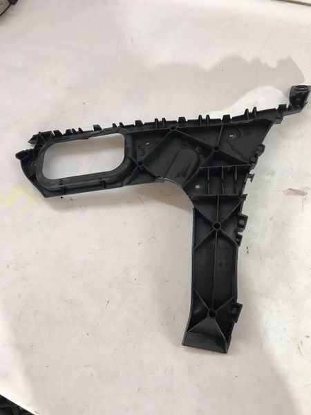 Направляющая заднего бампера 4L0807454A Audi Q7