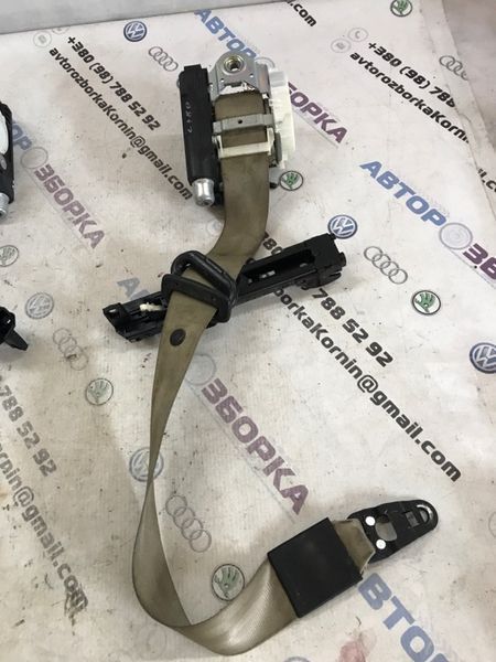 Ремінь безпеки 4L0827300B Audi Q7