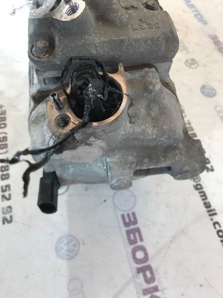 Компрессор кондиционера 1K0820859S Volkswagen CC