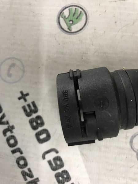Патрубок 5N0122073L Volkswagen Tiguan