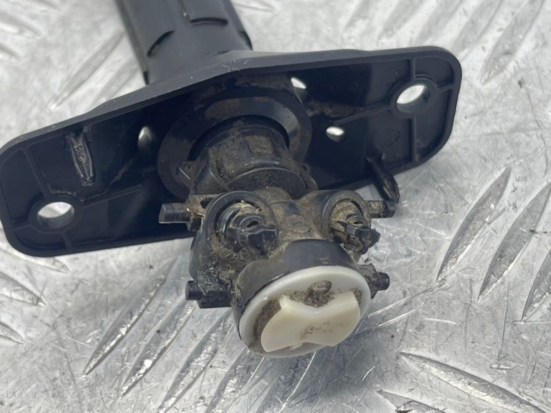 Форсунка омывателя фар 4G0955101A Audi A6