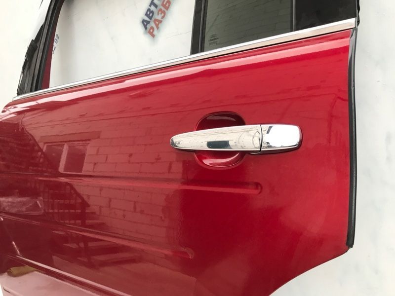 Двері 8A8Z7424631A Ford Flex