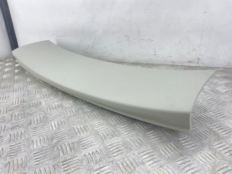 Накладка потолка 8R0867839B Audi Q5