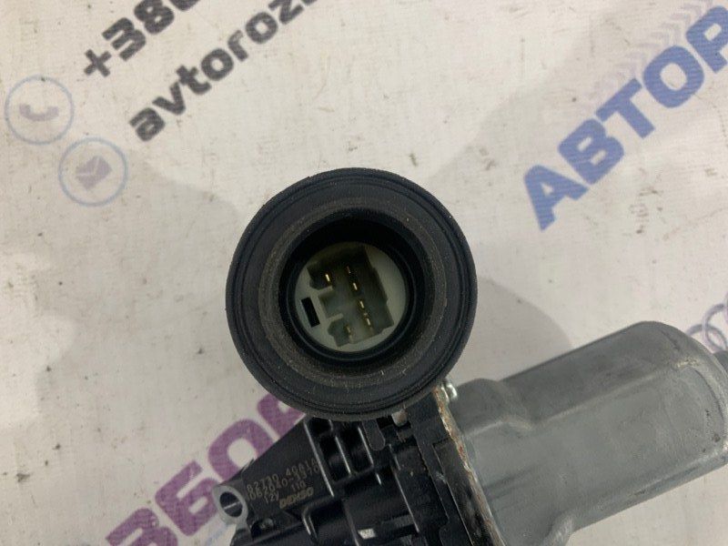 Склопідйомник 827204GA0A Infiniti Q50