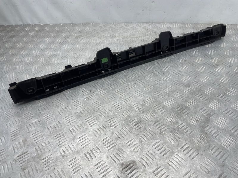 Направляющая / Крепление / Кронштейн бампера 3C8807863D Volkswagen CC